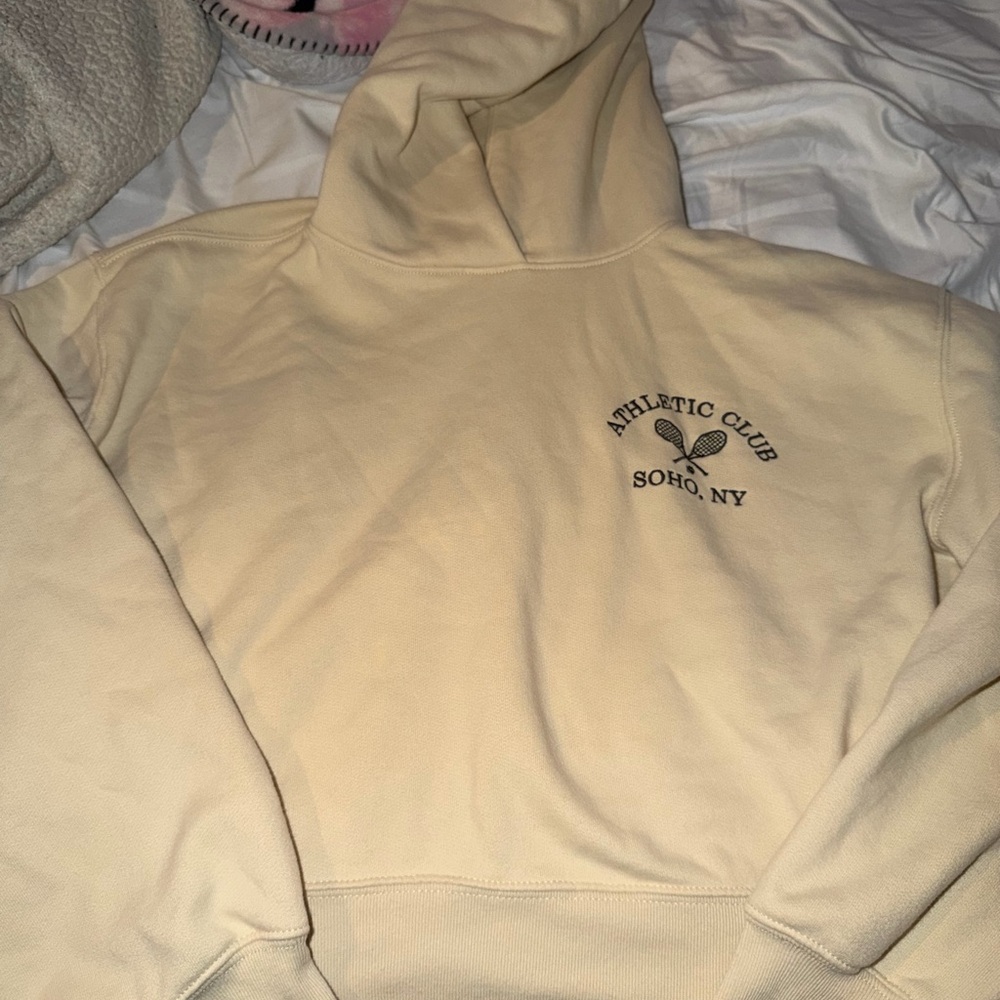 Abercrombie & Fitch Cream Pullover Hoodie